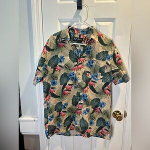 Thrill Seekers Mens Large Hawaiian Short Sleeve Button Up Large‎ Tropical Resort